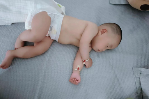瑞安宝宝积食发烧怎么处理